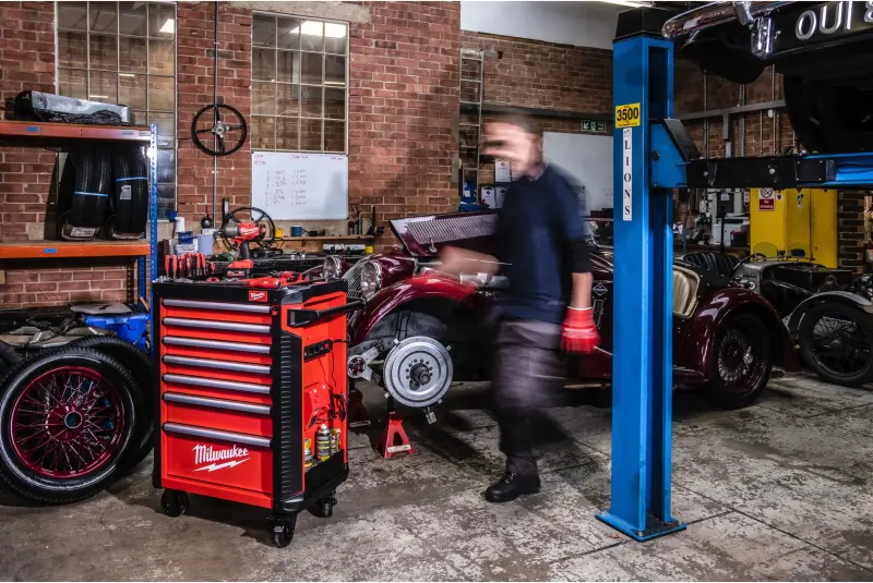 SRC30/7-2 OCELOVÁ SKŘÍŇ NA KOLÍŠKÁCH ŠEDÁ, MI4932500742